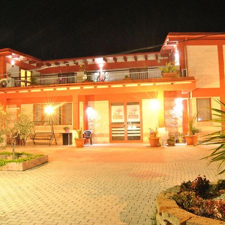Agriturismo La Ferrovia مولفيتا المظهر الخارجي الصورة